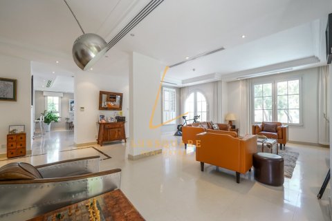 Βίλα σε Jumeirah Golf Estates, Dubai, ΗΑΕ 5 υπνοδωμάτια, 903 τ.μ. Αρ. 670432 - φωτογραφία 5