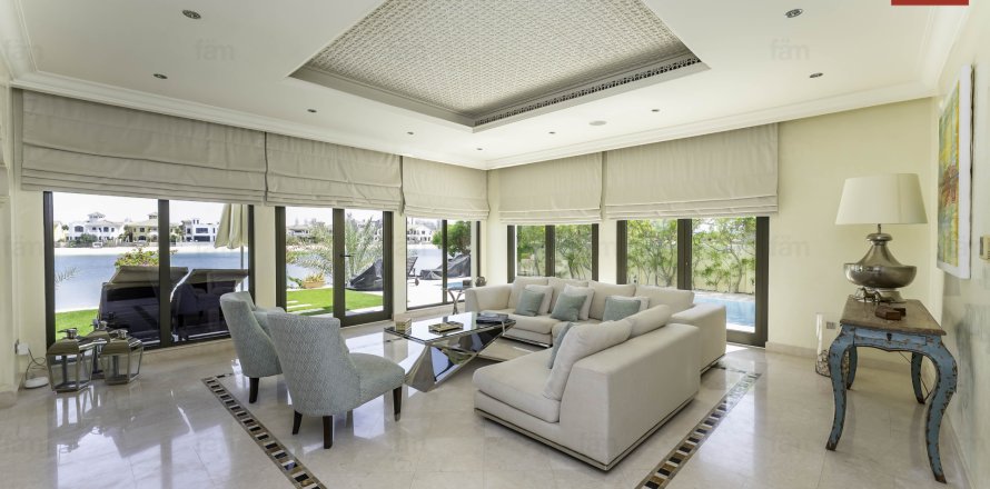 Vila v Palm Jumeirah, Dubai, SAE 4 ložnice, 657.7 m² Č.: 580932