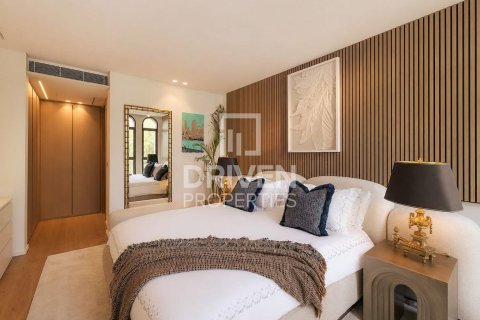 Vila v Jumeirah Islands, Dubai, SAE 4 ložnice, 1001.68 m² Č.: 762718 - fotografie 10