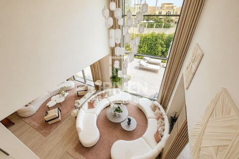 Vila v Jumeirah Islands, Dubai, SAE 4 ložnice, 1001.68 m² Č.: 762718 - fotografie 3