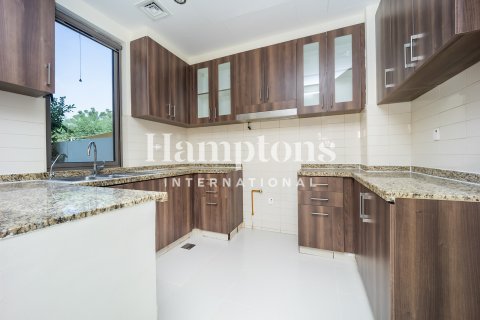 Снять в аренду таунхаус в Арабиан Ранчес, Дубай, ОАЭ 4 спальни, 228.91020491м2, № 657114 - фото 7