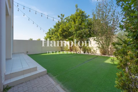 Снять в аренду таунхаус в Арабиан Ранчес, Дубай, ОАЭ 4 спальни, 228.91020491м2, № 657114 - фото 5