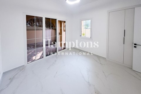 Vila u gradu Arabian Ranches 2, Dubai, UAE 4 spavaće sobe, 301.00572000 m2 Br. 657108 - Slika 11