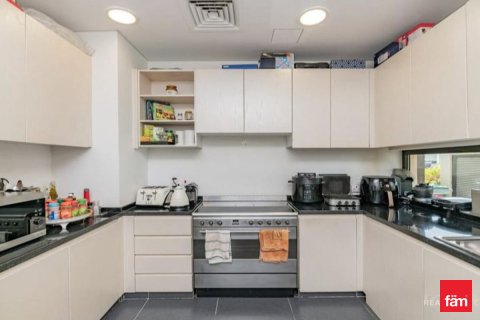 Rumah bandar di Dubai, UAE 3 bilik tidur, 253 meter persegi № 645552 - foto 6
