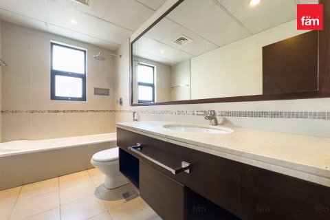Villa in Reem, Dubai, UAE 4 bedrooms, 329.4 sq.m. № 702585 - photo 20