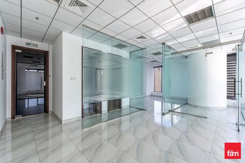 Oficina en alquiler en Dubai, EAU 98.3 m2 № 682062 - foto 2
