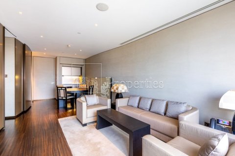 Huoneisto Downtown Dubai (Downtown Burj Dubai), Arabiemiraatit 1 makuuhuone, 93.9 m2 № 682067 - kuva 5