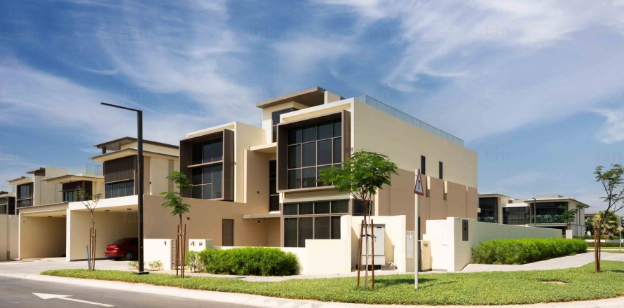 Villa in Dubai Hills Estate, UAE 5 bedrooms, 705.5 sq.m. № 647937