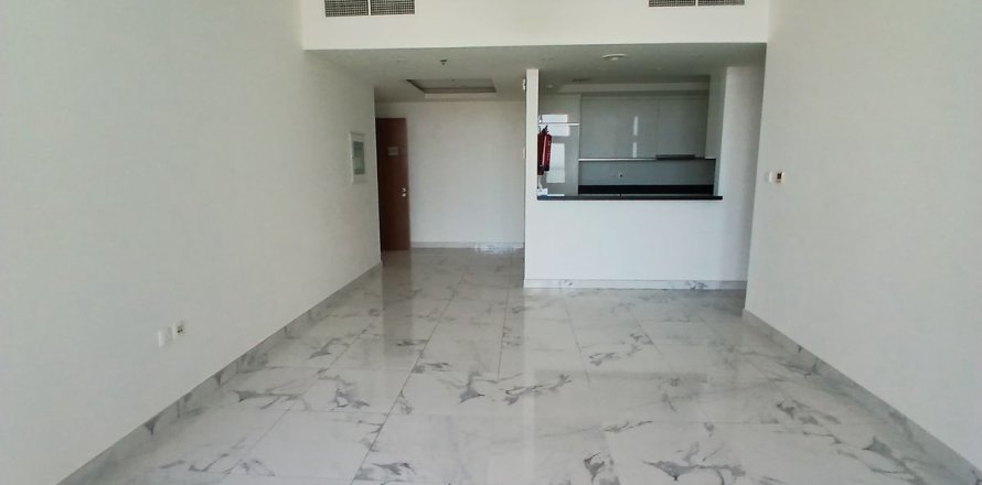 Apartment in Business Bay, Dubai, UAE 2 bedrooms, 127.4 sq.m. № 647934