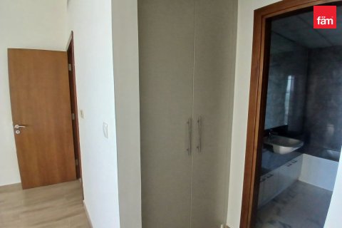 Apartment in Business Bay, Dubai, UAE 2 bedrooms, 127.4 sq.m. № 647934 - photo 9