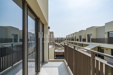 Villa para arrendamento em Dubai South (Dubai World Central), Dubai, EAU 4 quartos, 293.10896500 m2 № 651676 - foto 17