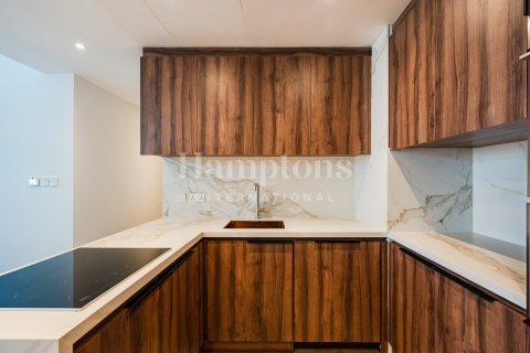 Apartman u Jumeirah Beach Residence, Dubai, UAE 2 spavaćih soba, 127.74162500 m2 Br. 651646 - fotografija 1