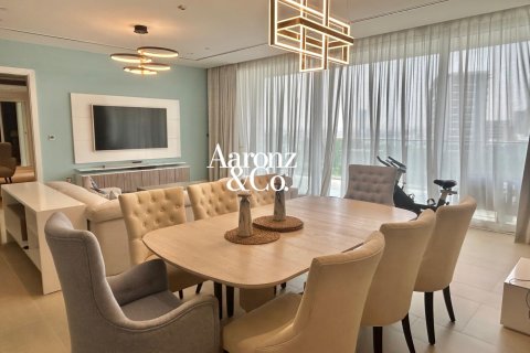 Apartment in Al Barari, Dubai, UAE 2 bedrooms, 247 sq.m. № 691756 - photo 2