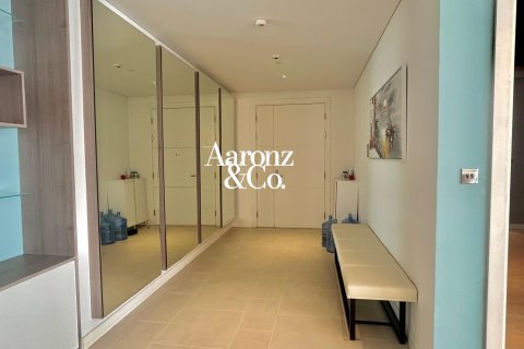 Apartment in Al Barari, Dubai, UAE 2 bedrooms, 247 sq.m. № 691756 - photo 6