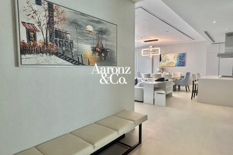 Apartment in Al Barari, Dubai, UAE 2 bedrooms, 247 sq.m. № 691756 - photo 3