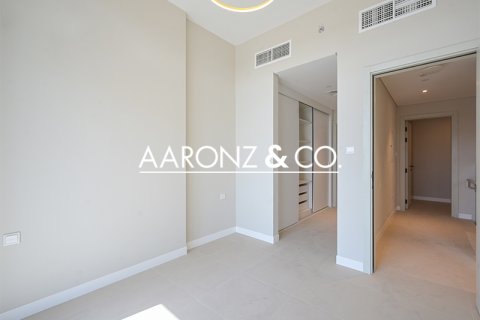 Διαμέρισμα σε Rukan, Dubai, ΗΑΕ 3 υπνοδωμάτια, 131 τ.μ. Αρ. 691753 - φωτογραφία 2