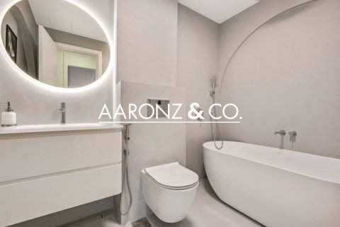 Apartemen di Jumeirah Village Circle, Dubai, UEA 2 kamar tidur, 108 m2 nomor 691755 - foto 13