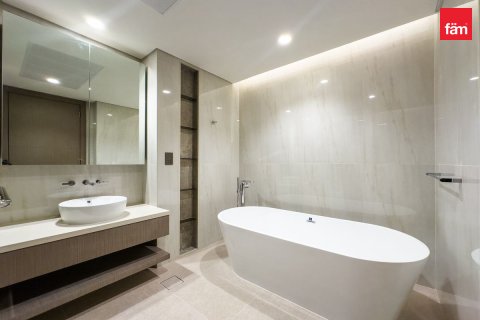דירה להשכרה ב Business Bay, Dubai, איחוד האמירויות 3 חדרי שינה, 156.5 מ"ר, מספר 736916 - תמונה 18
