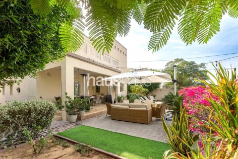Villa à louer à The Springs, Dubai, EAU 4 chambres, 381 m2 № 626670 - photo 14