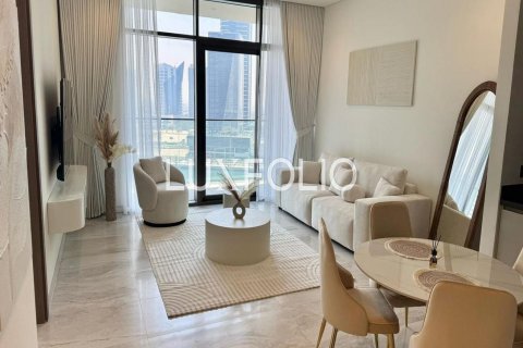 Apartament në Business Bay, Dubai, Emiratet e Bashkuara Arabe 1 dhomë gjumi, 75 m2. № 628087 - Foto 2