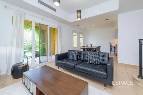 Vila u gradu Arabian Ranches, Dubai, UAE 2 spavaće sobe, 175 m2 Br. 737883 - Slika 3