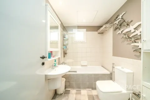 Müüa villa asukohaga Meadows, Dubai, AÜE: 3 magamistoaga, 287 m² Nr 737882 - pilt 16