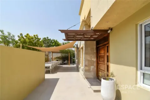 Villa in vendita a The Springs, Dubai, EAU 3 camere da letto, 209 mq. № 737881 - foto 4