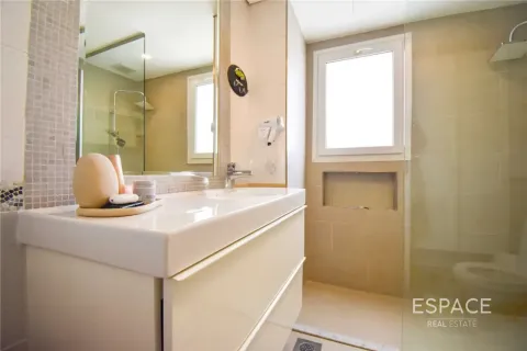 Villa in vendita a The Springs, Dubai, EAU 3 camere da letto, 209 mq. № 737881 - foto 12