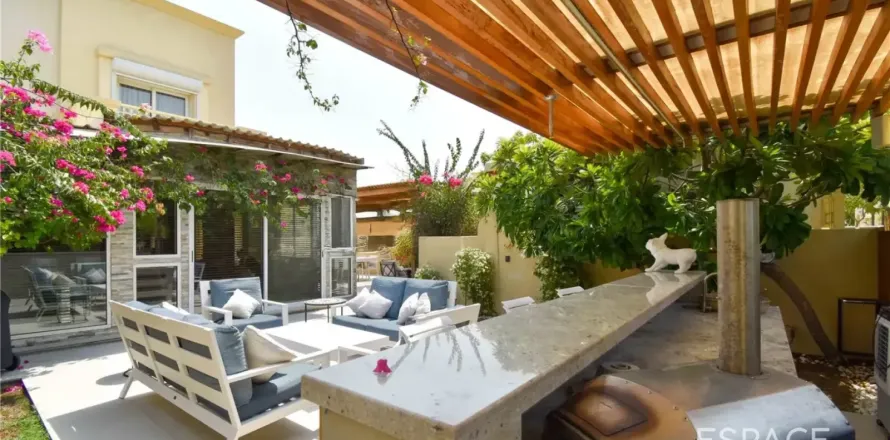 Villa a The Springs, Dubai, EAU 3 camere da letto, 209 mq. № 737881