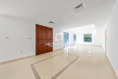 Villa te koop in Falcon City of Wonders, Dubai, VAE 5 slaapkamers, 888 vr.m., nr 664757 - foto 6
