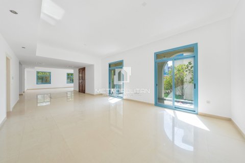 Villa te koop in Falcon City of Wonders, Dubai, VAE 5 slaapkamers, 888 vr.m., nr 664757 - foto 8