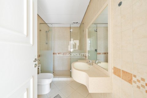 Villa te koop in Falcon City of Wonders, Dubai, VAE 5 slaapkamers, 888 vr.m., nr 664757 - foto 23