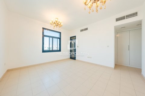Villa te koop in Falcon City of Wonders, Dubai, VAE 5 slaapkamers, 888 vr.m., nr 664757 - foto 28