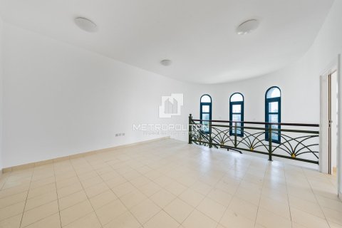 Villa te koop in Falcon City of Wonders, Dubai, VAE 5 slaapkamers, 888 vr.m., nr 664757 - foto 17