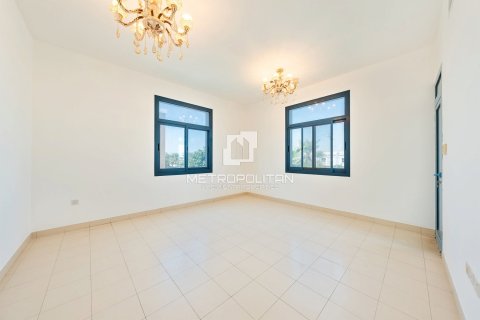 Villa te koop in Falcon City of Wonders, Dubai, VAE 5 slaapkamers, 888 vr.m., nr 664757 - foto 27