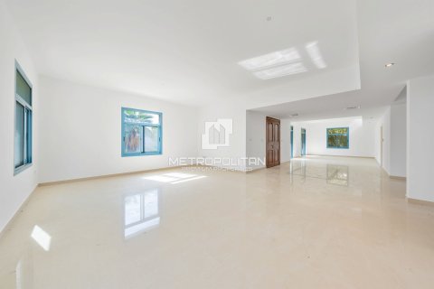 Villa te koop in Falcon City of Wonders, Dubai, VAE 5 slaapkamers, 888 vr.m., nr 664757 - foto 1