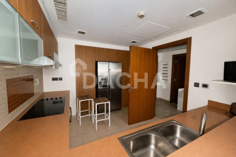 Lägenhet till försäljning i Palm Jumeirah, Dubai, UAE 3 sovrum, 227 kvm Nr. 763172 - fotografi 7