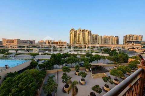 Lägenhet till försäljning i Palm Jumeirah, Dubai, UAE 3 sovrum, 227 kvm Nr. 763172 - fotografi 16