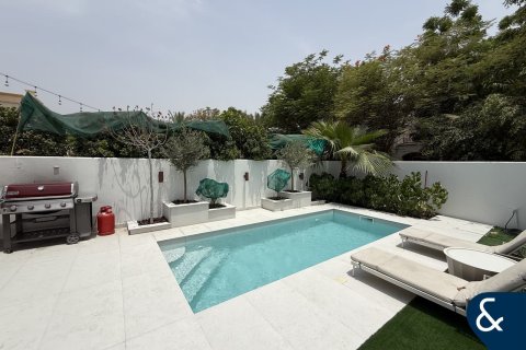 Вилла The Springs, Дубай, БАӘ-да 3 жатын бөлмелер, 228 м² № 667157 - фото 1