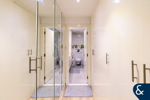 Apartman u Jumeirah Beach Residence, Dubai, UAE 3 spavaćih soba, 202 m2 Br. 667161 - fotografija 13