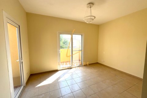 Villa zur Miete in Arabian Ranches, Dubai, VAE 2 Schlafzimmer, 208 m2 Nr. 685840 - Foto 12