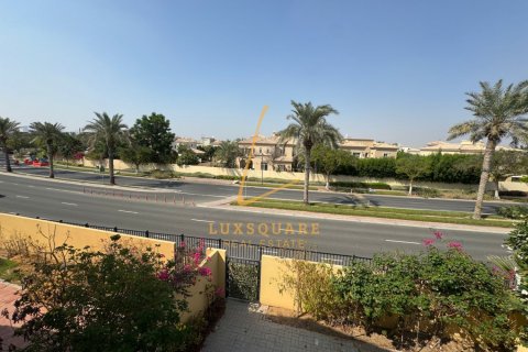 Villa zur Miete in Arabian Ranches, Dubai, VAE 2 Schlafzimmer, 208 m2 Nr. 685840 - Foto 24