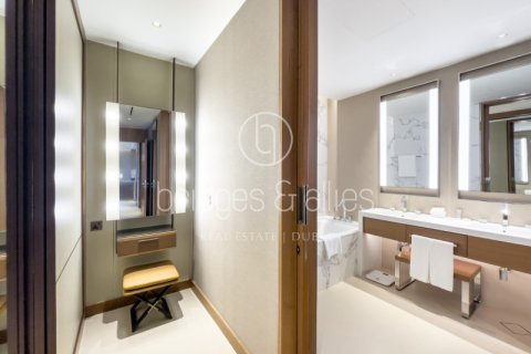 Apartamento en alquiler en Downtown Dubai (Downtown Burj Dubai), Dubai, EAU 3 dormitorios, 156 m2 № 685856 - foto 15