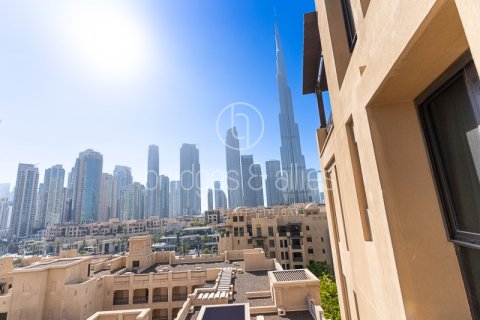 Appartamento in affitto a Old Town, Dubai, EAU 2 camere da letto, 115 mq. № 685854 - foto 12