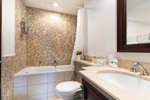 Appartamento in affitto a Old Town, Dubai, EAU 2 camere da letto, 115 mq. № 685854 - foto 19