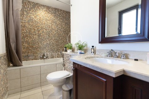 Appartamento in affitto a Old Town, Dubai, EAU 2 camere da letto, 115 mq. № 685854 - foto 18