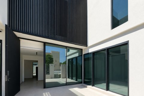 Üürile anda villa asukohaga Al Wasl, Dubai, AÜE: 4 magamistoaga, 682.84 m² Nr 749796 - pilt 2