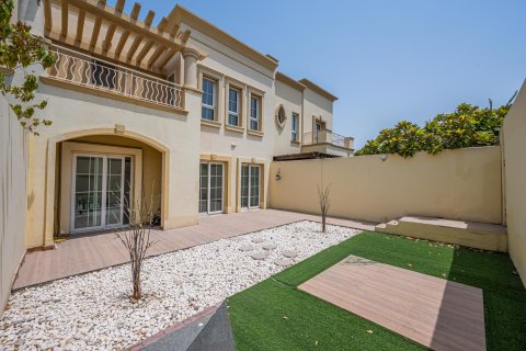 The Springs, Dubai, UAE의 임대용 타운하우스 침실 3개, 212.47제곱미터 번호 749798 - 사진 3