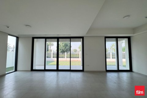 Villa à louer à Dubai, EAU 4 chambres, 504.7 m2 № 614283 - photo 13