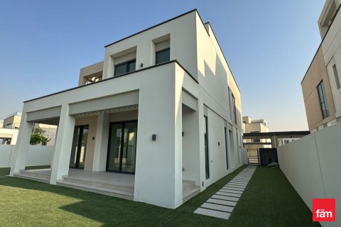 Villa à louer à Dubai, EAU 4 chambres, 504.7 m2 № 614283 - photo 17